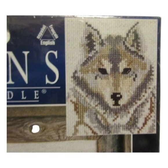 Designs For The Needle Wolf Counted Cross Stitch Kit 8"x10" Hometown - Picture 8 of 9
